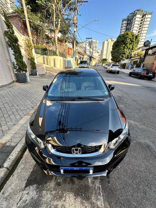 HONDA CIVIC 1.8 LXS 16V FLEX 4P AUTOMÁTICO
